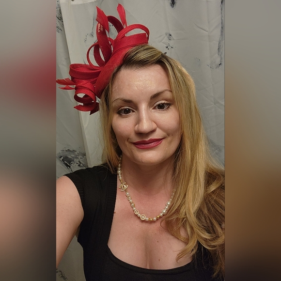 Meet your Posher, Mari - Picture 2 of 9